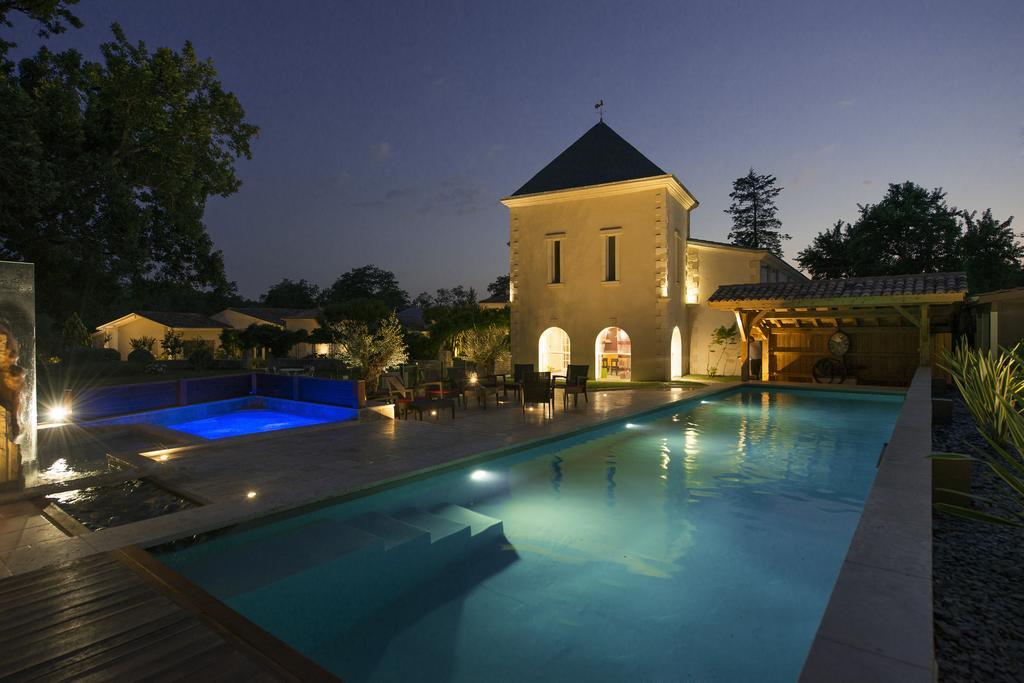 Domaine De Larchey Hotell Saint-Médard-dʼEyrans Exteriör bild