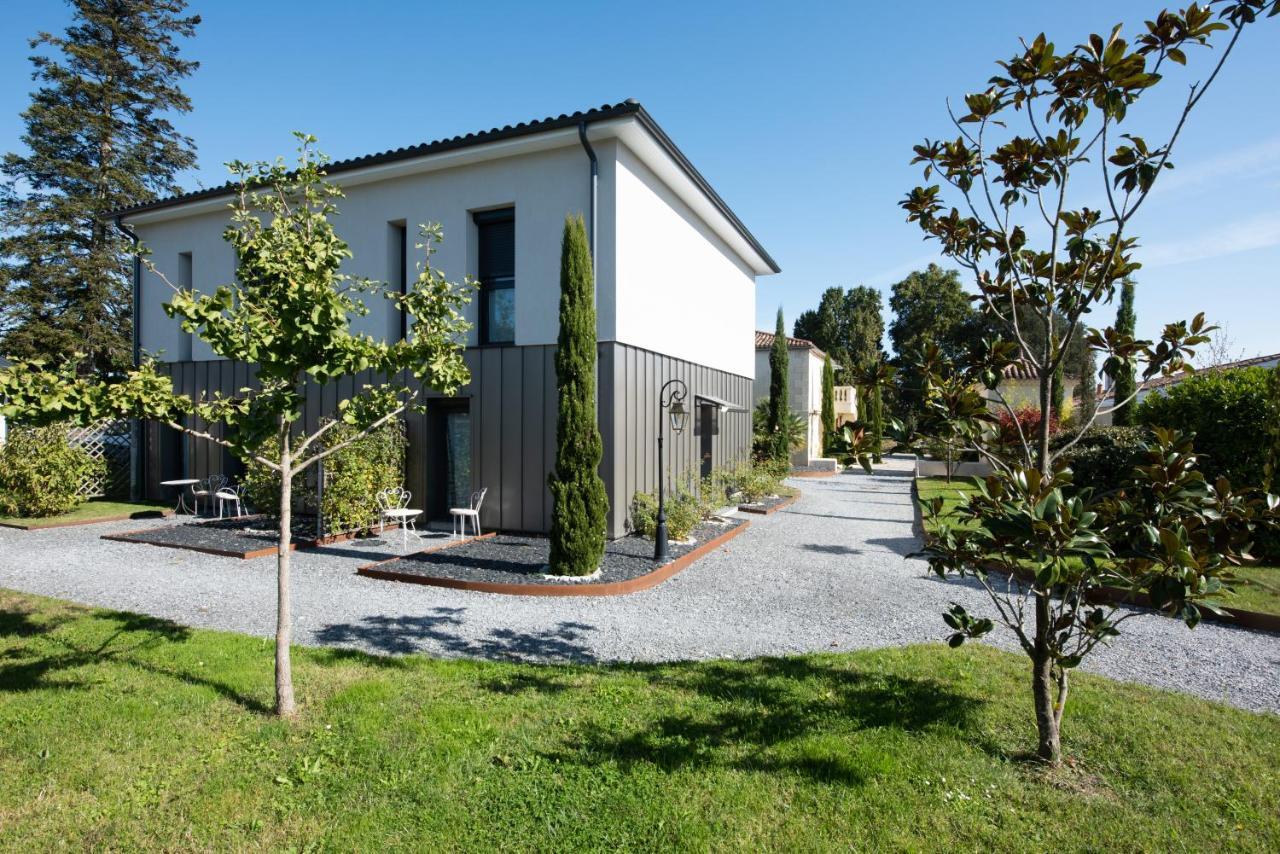 Domaine De Larchey Hotell Saint-Médard-dʼEyrans Exteriör bild