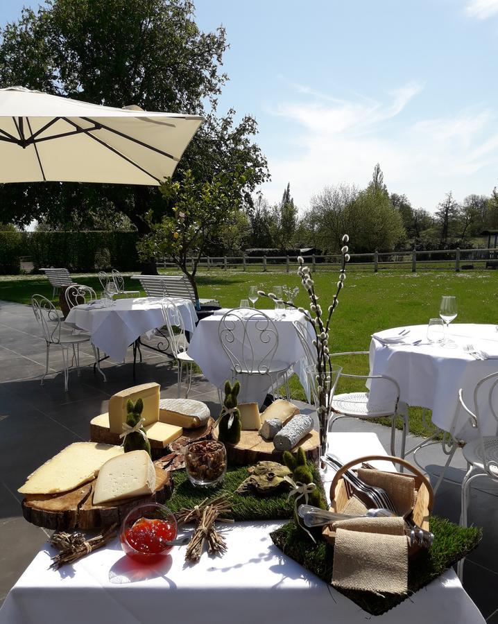 Domaine De Larchey Hotell Saint-Médard-dʼEyrans Exteriör bild